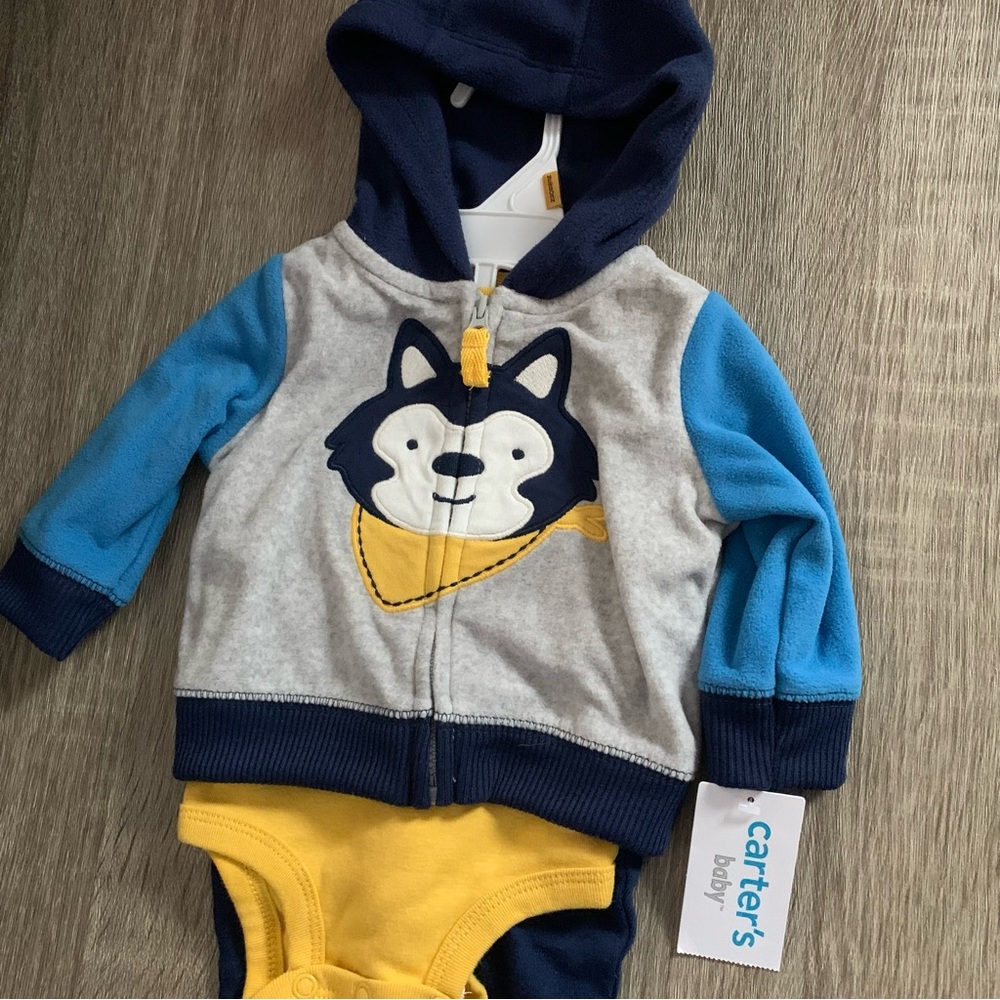 NWT Carters Three Piece Baby Boy Newborn Set - Picture 3 of 6